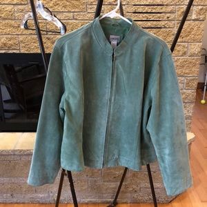 Chico’s 100% leather sage green jacket in sz 3/ XL.